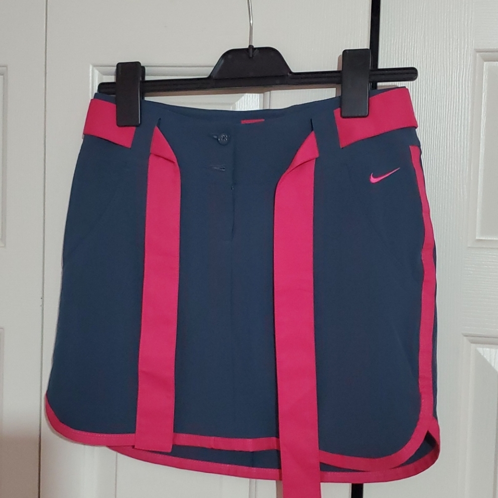 Nike golf skirt